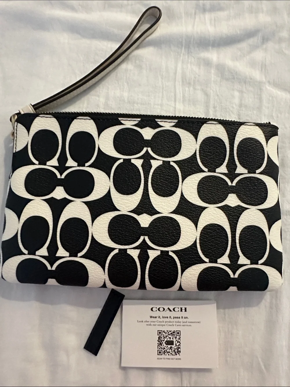 Coach Large Black & White Signature Zip Wristlet with Gold Logo